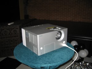 Overhead ProjectorDVD player (1)